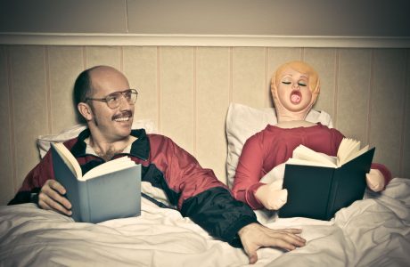 Who-Invented-The-Blow-up-Doll